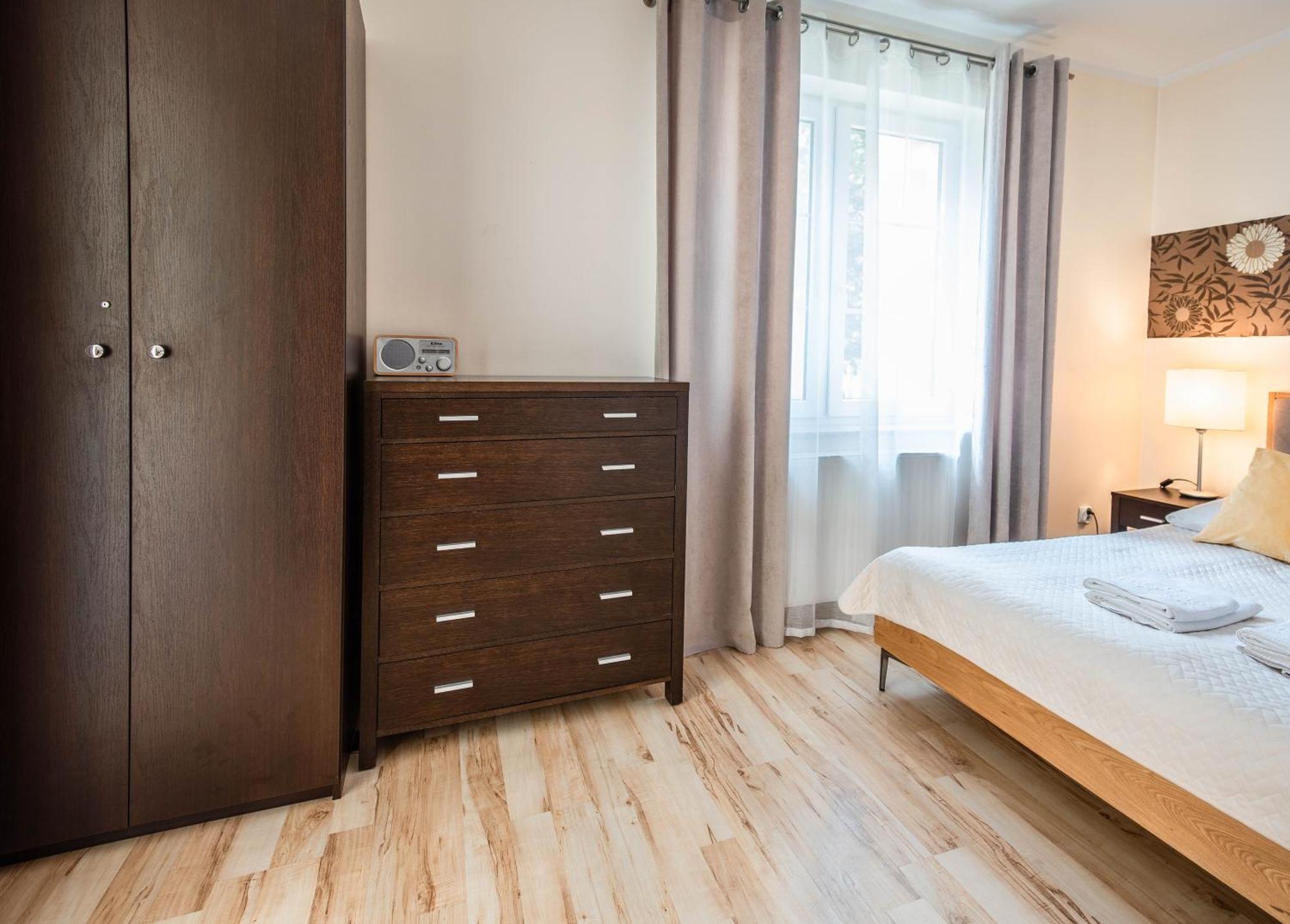 Apartamenty Na Wyspie - Villa Park - Parking Świnoujście Buitenkant foto