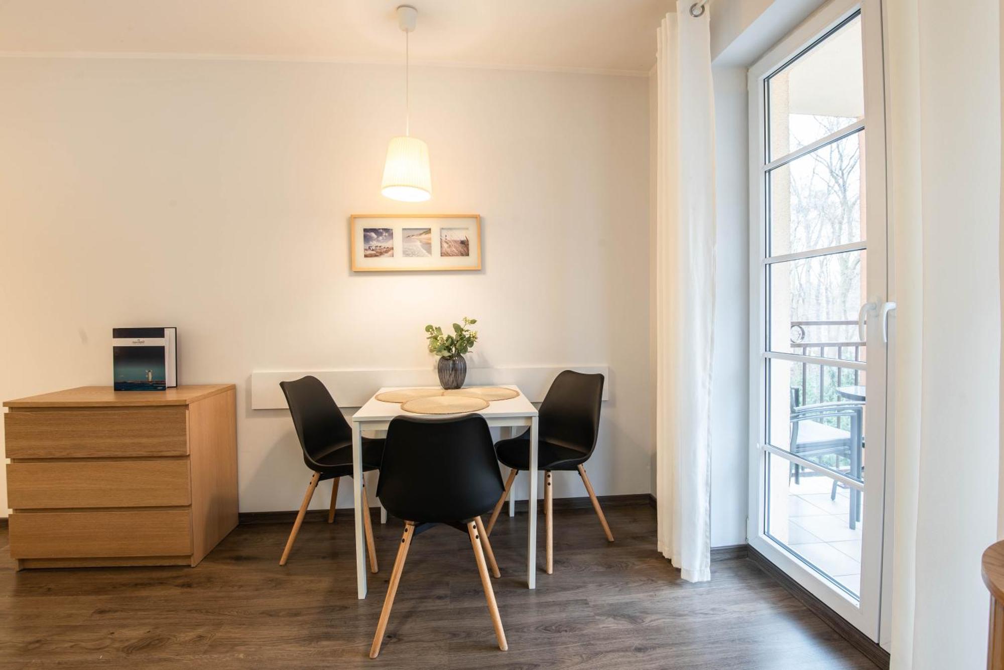 Apartamenty Na Wyspie - Villa Park - Parking Świnoujście Buitenkant foto